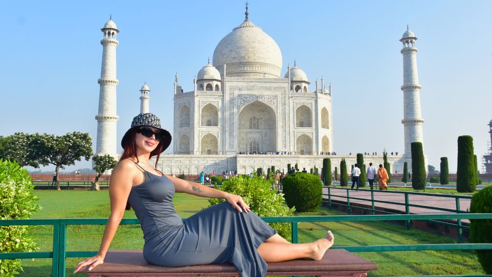Agra: Private Taj Mahal and Agra Day Tour With Transfer - Key Points