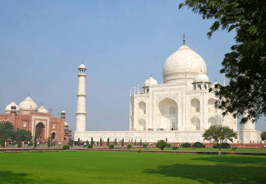 Agra: Private Taj Mahal And Agra Fort Guided Tour by Car - Key Points