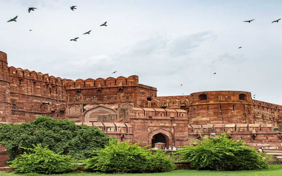 Agra: Taj Mahal Sunrise & Agra Fort Tour With Expert Guide - Key Points