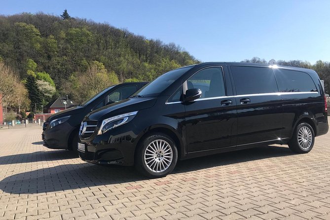 Airport Prague Private Transfers for up to 6 People - Key Points