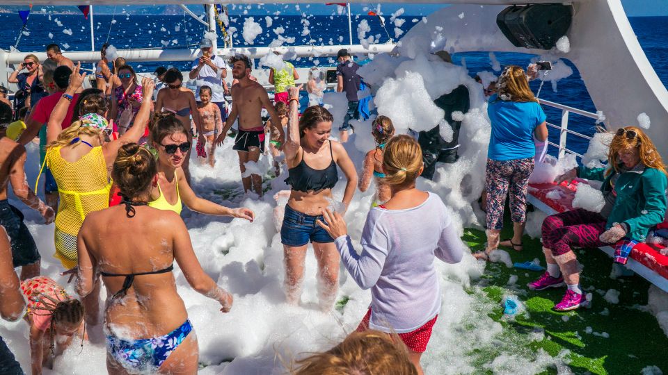 Alanya: Disco Boat Tour With Foam Party and Unlimited Drinks - Key Points