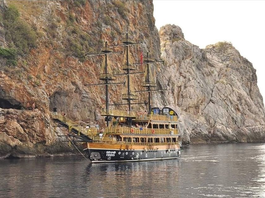 Alanya: Pirate Trip With Sunset Option & Unlimited Drinks - Key Points