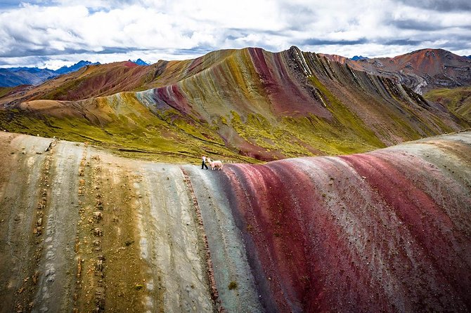 Alternative Rainbow Mountain Palccoyo Hike (6 Small Group) - Key Points