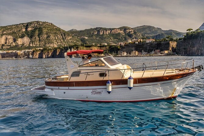 Amalfi Coast Private Boat Tour From Sorrento - Acquamarina 848 Coupé - Key Points