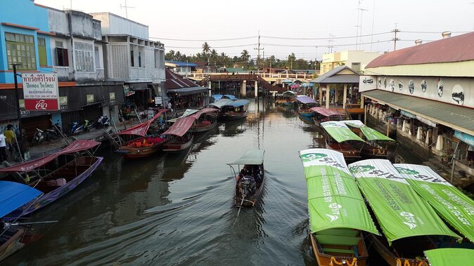 Amphawa Floating Market & Maeklong Railway Train Market Tour - Key Points