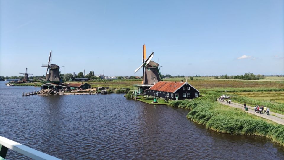 Amsterdam: 3-Hour Zaanse Schans Windmills Tour W/ Guide - Key Points