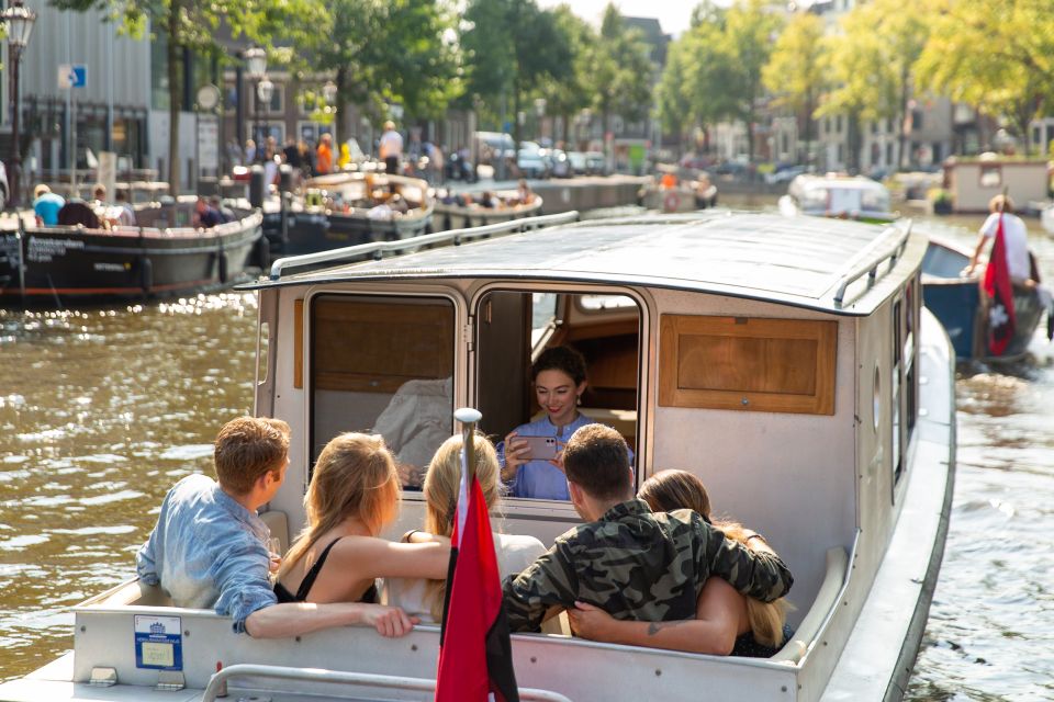 Amsterdam: Boat Cruise With Drinks and Nibbles - Key Points
