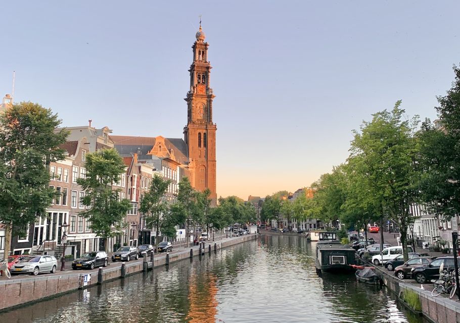 Amsterdam: Canal Cruise in German With Unlimited Drinks - Key Points