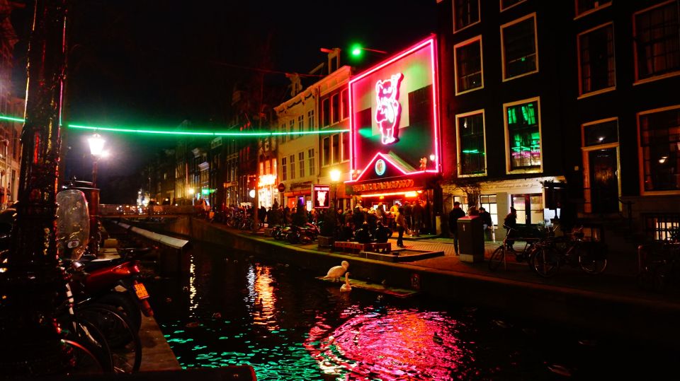 Amsterdam: Red Light District Exclusive Night Tour - Key Points