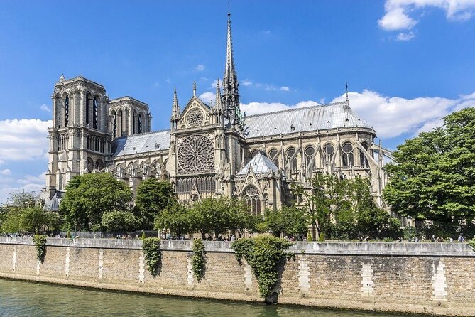 Ancient Origins of Medieval Churches Walking Tour in Notre Dame - Key Points