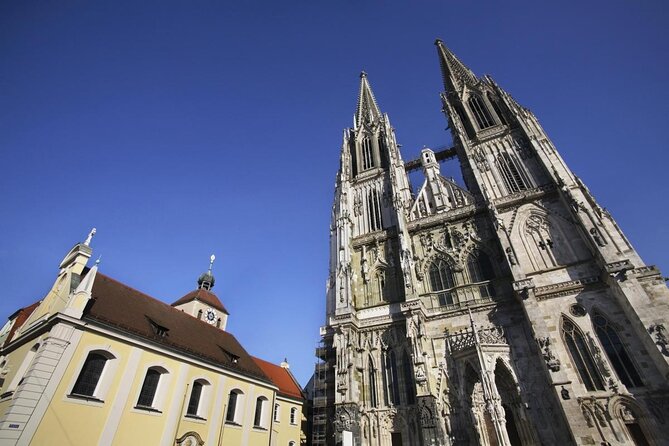 Architecture Tour & Photoshoot Through Centuries of Altstadt - Key Points