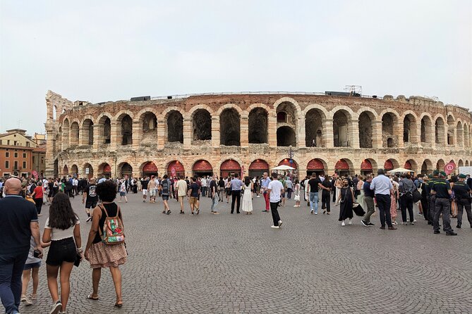 Arena Di Verona Opera - Ticket 1h City Guided Walking Tour - Key Points