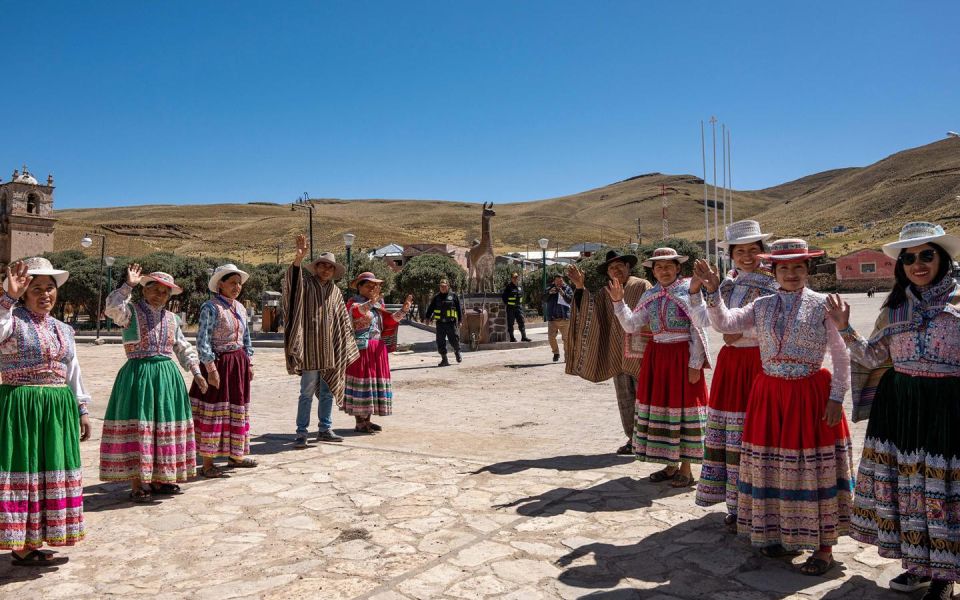 Arequipa: Full Day in Colca Canyon With Breakfast and Lunch - Key Points