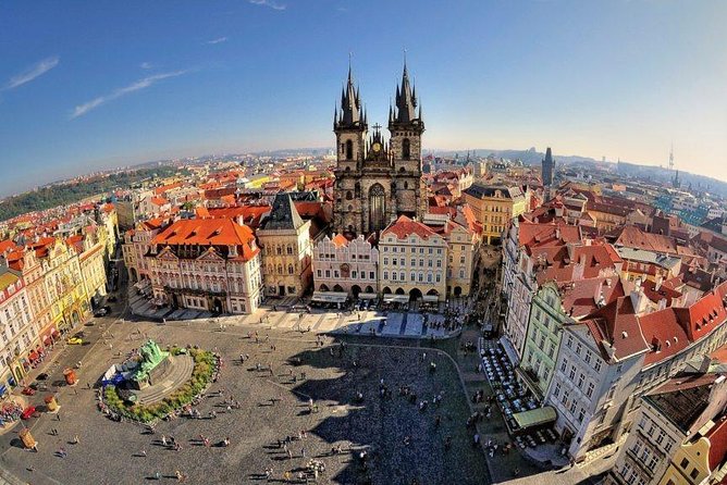 Arrival Transfer: Prague Airport PRG to Prague by Business Car - Key Points