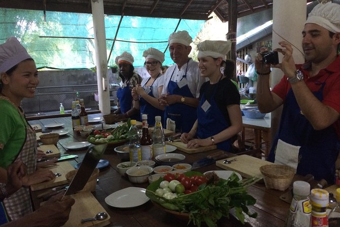 Baan Hongnual Cookery Session and Market Visit With Lunch - Key Points