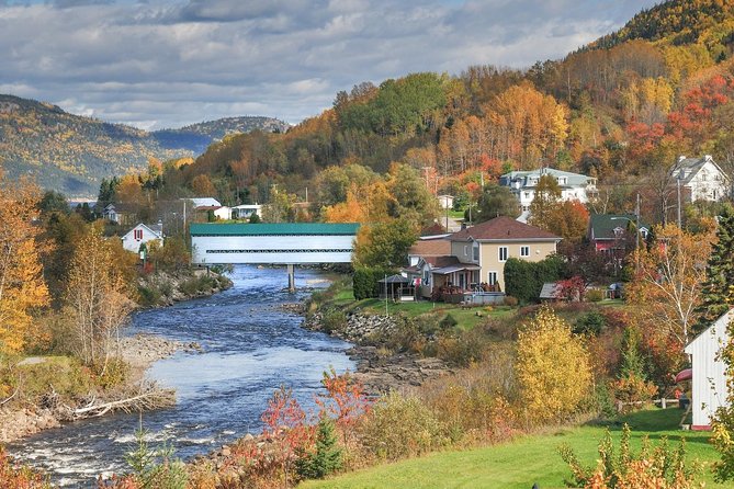 BACK COUNTRY OF THE FJORD AND THE NATIONAL PARK - Saguenay Guided Tours - Key Points