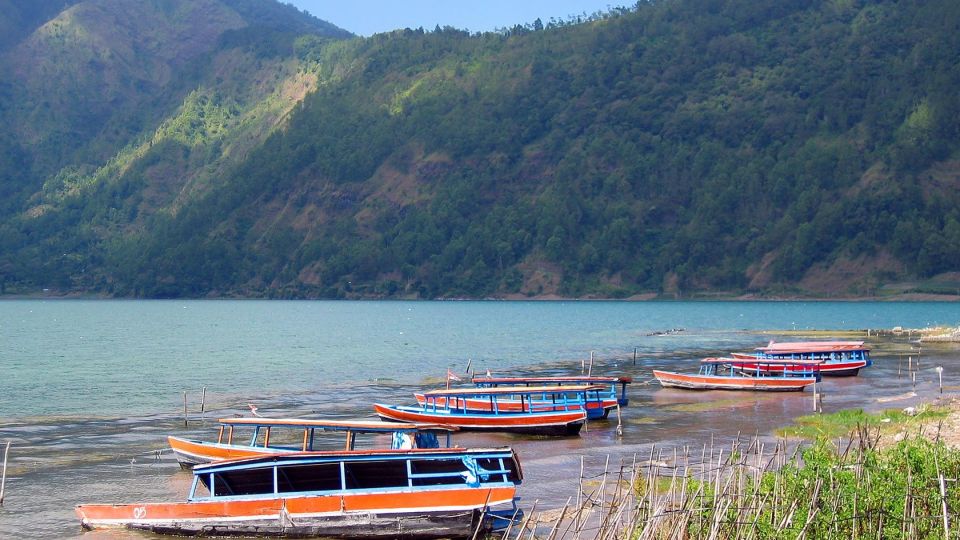 Bali: Lake Batur & Trunyan Village Boat Tour With Transfer - Key Points