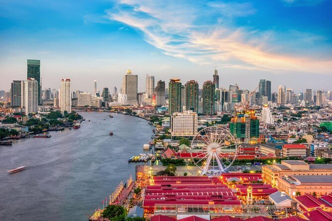 Bangkok Dinner Cruise With Intl Buffet, Live Music & Hotel Pickup - Key Points