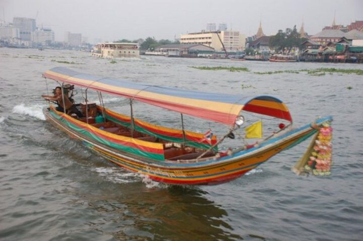 Bangkok: Private Thonburi Longtail Boat Tour & Wat Pho Visit - Key Points