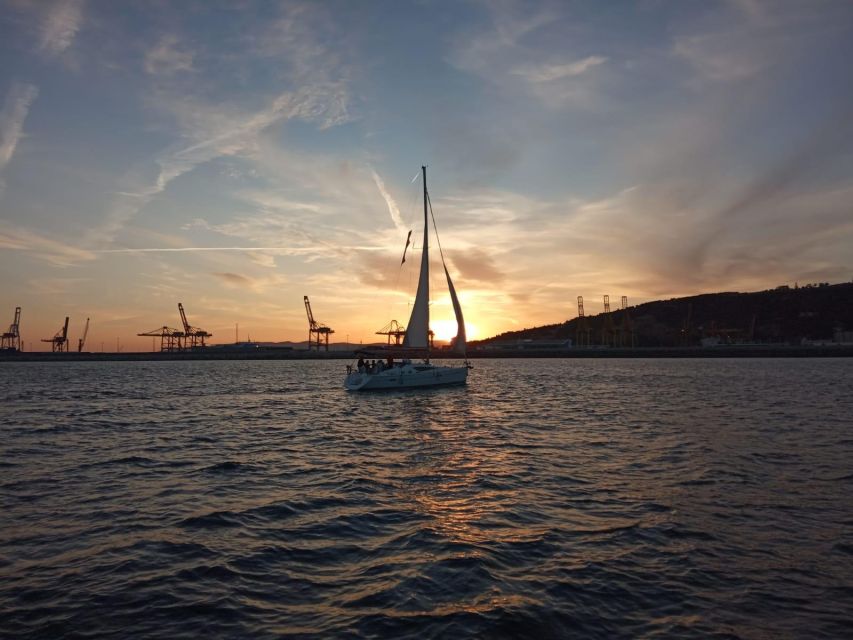 Barcelona: 2-Hour Private Sunset Sailing Experience - Key Points