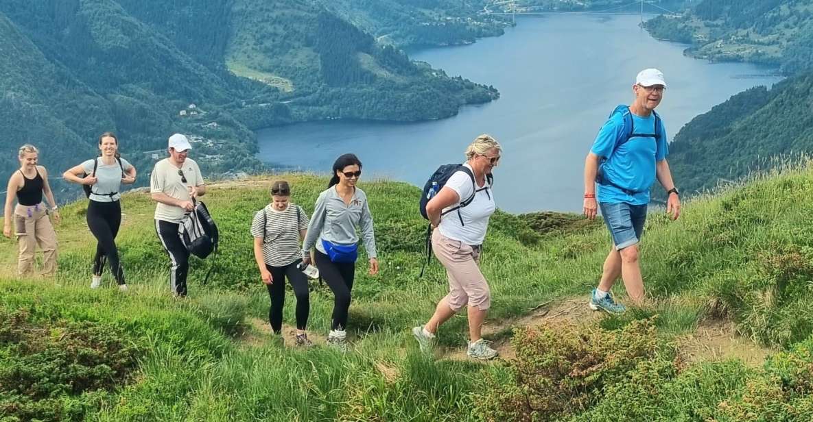 Bergen: Fjord Hiking - Public Tour - Key Points