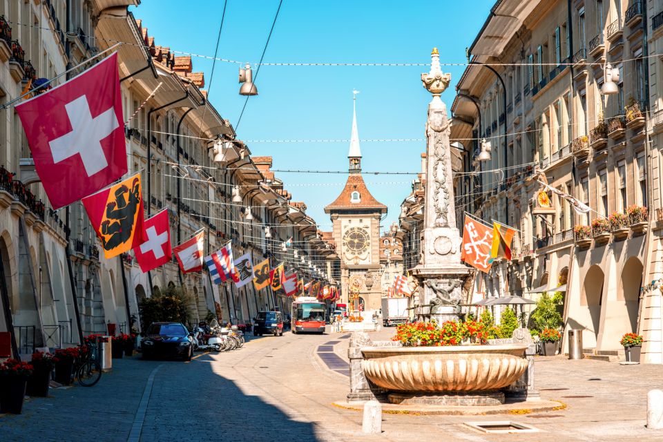 Bern Highlights Self-Guided Scavenger Hunt and Walking Tour - Key Points