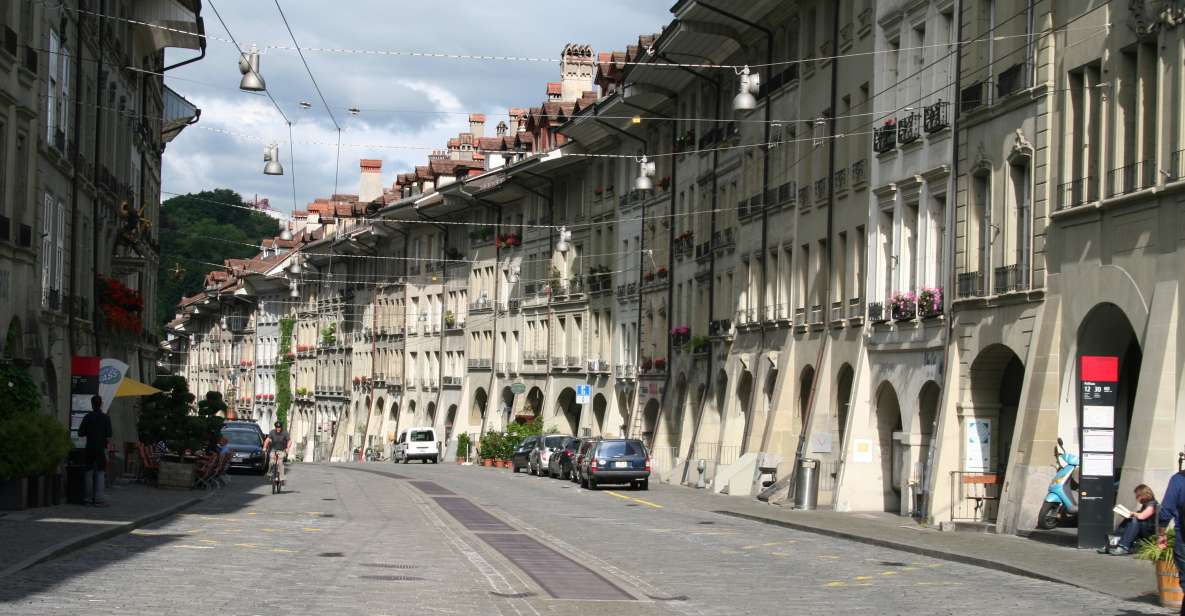 Bern: Private Walking Tour With a Local Guide - Key Points