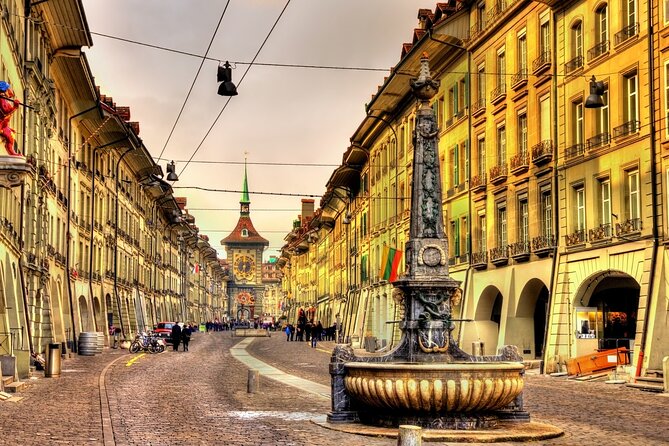 Bern Scavenger Hunt and Best Landmarks Self-Guided Tour - Key Points