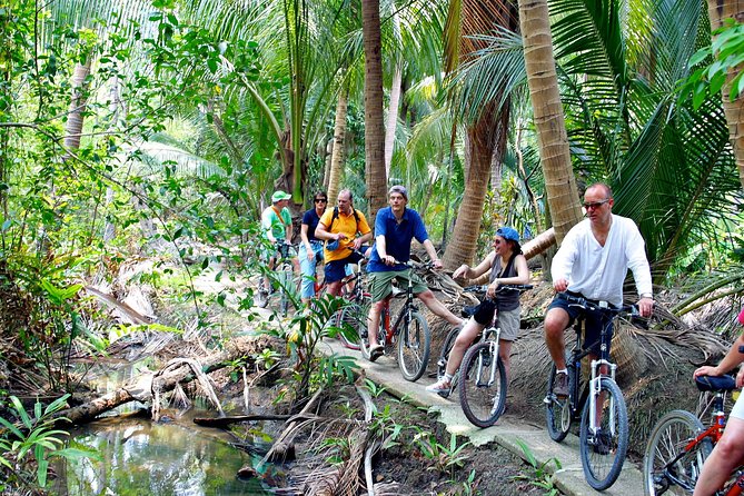 Biking Through Bangkok's Green Lung - Key Points