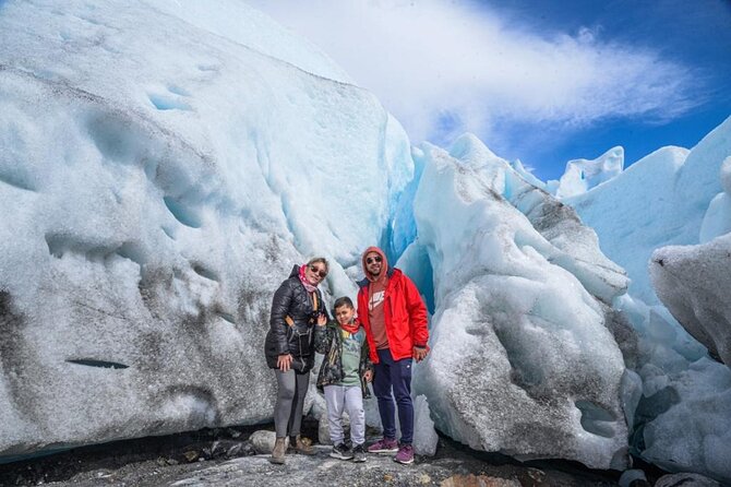 Blue Safari Experience: Hiking and Navigation on Glaciers - Key Points