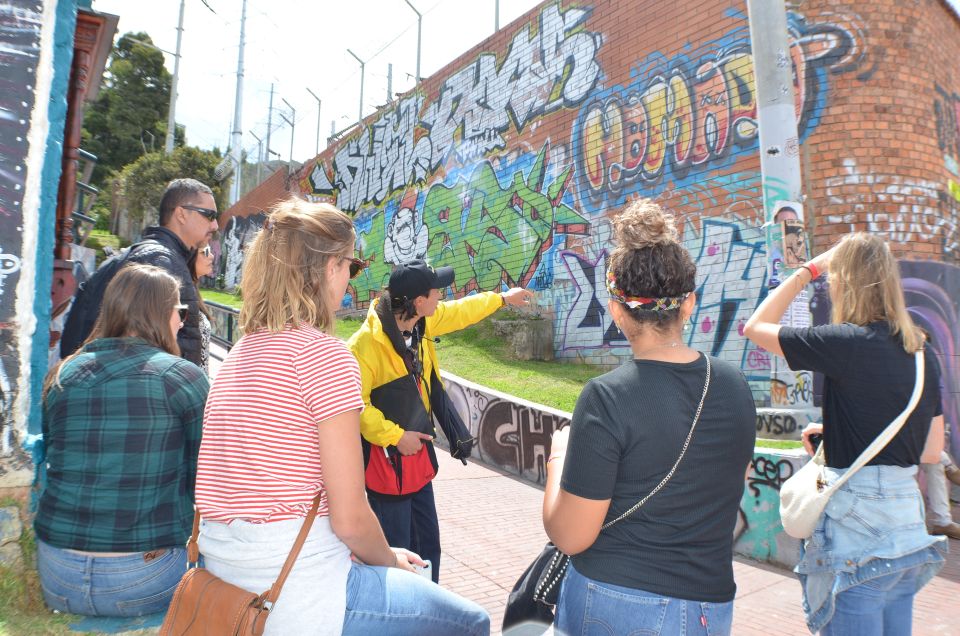 Bogotá: La Candelaria Graffiti & Urban Art Shared Tour - Key Points