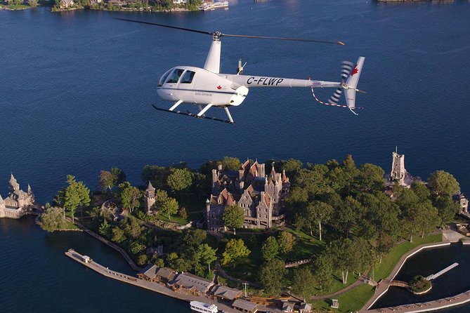 Boldt Castle and Thousand Islands Helicopter Tour - Key Points