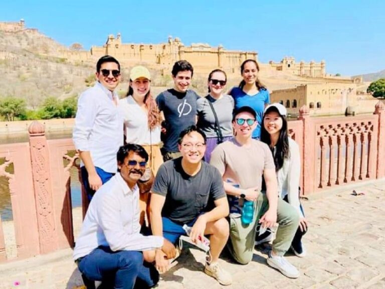 Book Govt. Approved Tour Guide for Jaipur City Tour