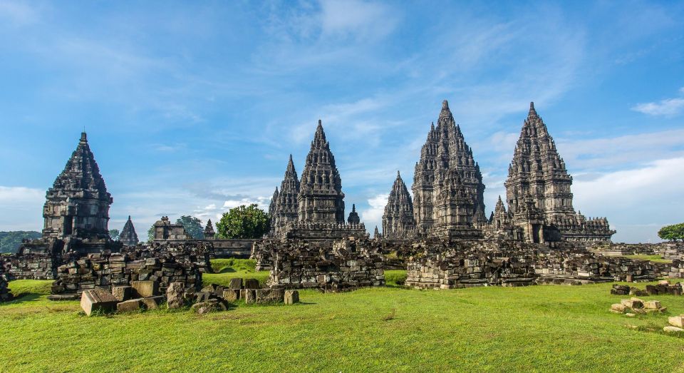 Borobudur Sunrise and Prambanan Tour From Yogyakarta - Key Points