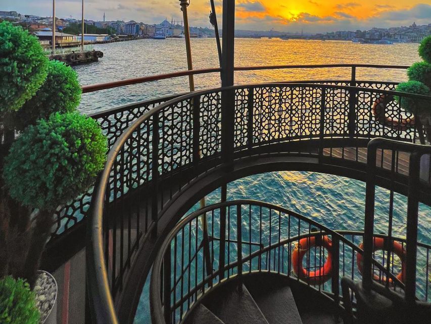 Bosphorus Brunch Cruise W/ Private Table & Live Music - Key Points