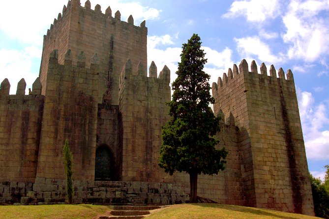Braga and Guimaraes Private Tour From Porto - Itinerary Details