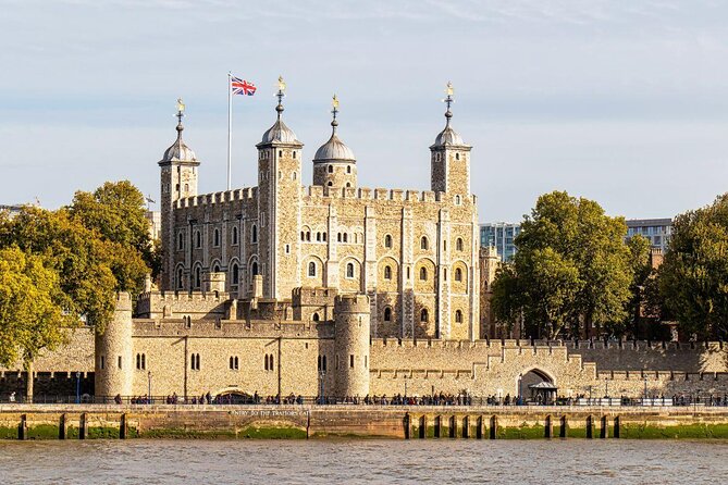 British Royalty Walking Tour & Visit the Tower of London - Key Points