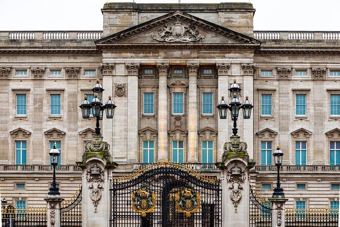 Buckingham Palace Entrance Ticket & British Royalty Guided Tour - Key Points
