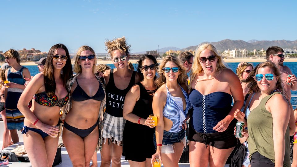 Cabos: Cabo Wave Cruise With Snorkeling, Lunch & Open Bar - Key Points