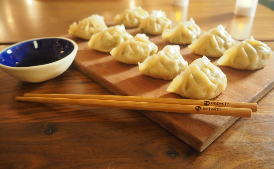 Cambridge: Dumpling Cooking Class With Taiwanese Snacks