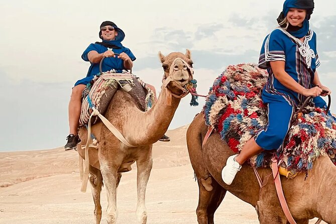 Camel Ride and Dinner Under the Stars in the Agafay Desert - Key Points