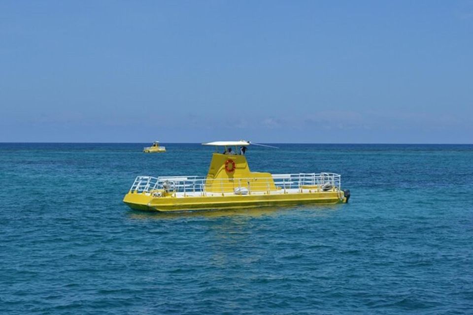 Cancún: Hop-On Hop-Off Bus Tour With Submarine Trip - Key Points