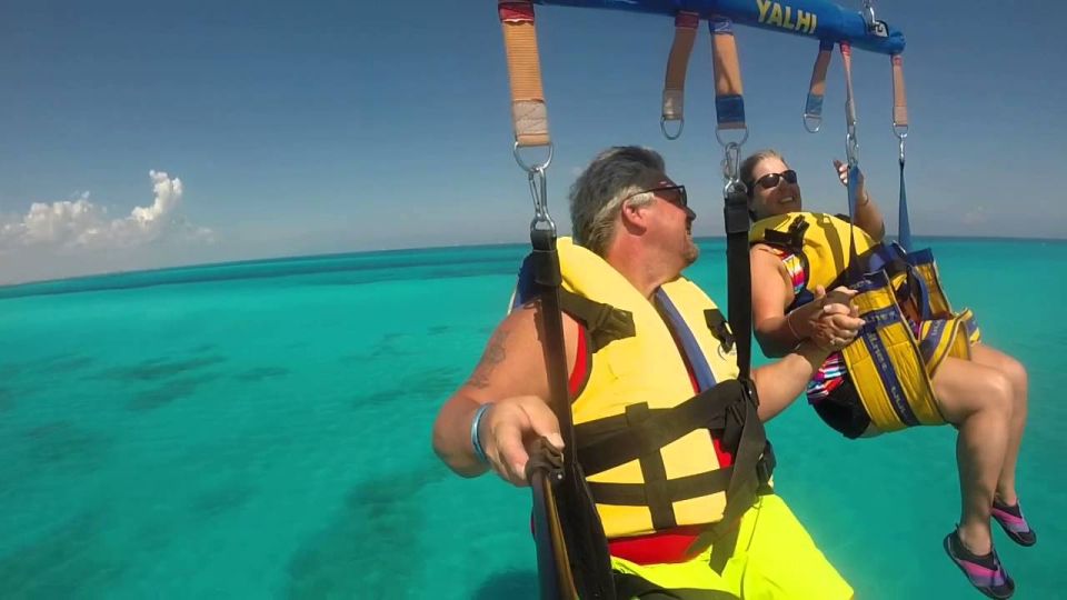 Cancún: Parasailing Adventure With Hotel Pickup and Drop-Off - Key Points