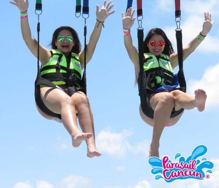 Cancun: Parasailing Over Cancun Bay - Key Points