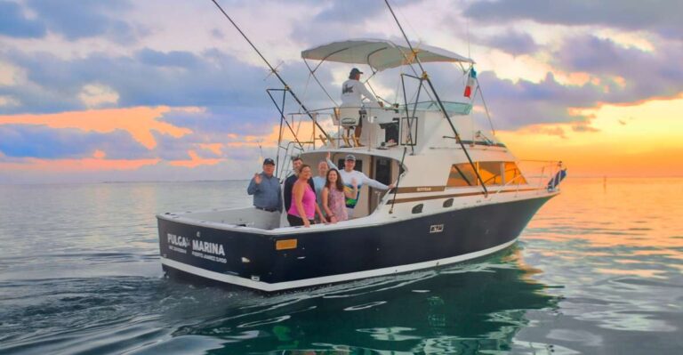 Cancun: Shared Sport Fishing Boat Trip With Drinks