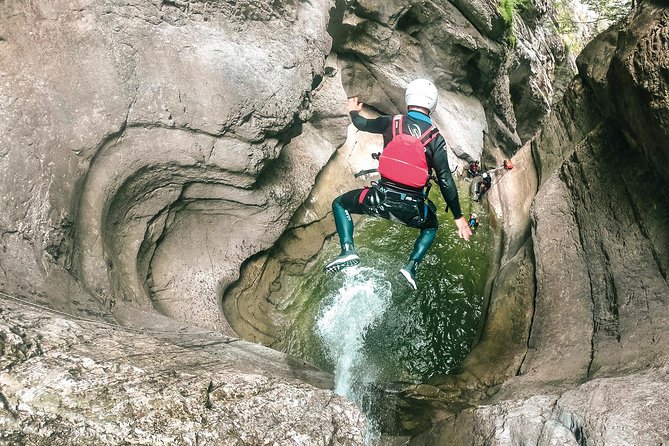 Canyoning Chli Schliere With OUTDOOR (Advanced) - Key Points