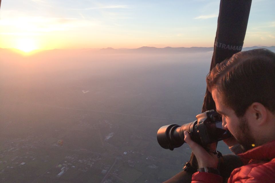 CDMX: Hot-Air Balloon Flight Over Teotihuacan & Breakfast - Key Points