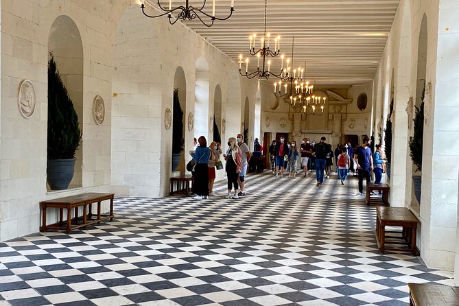 Chambord — Chenonceau Loire Castles Small-Group by Minivan With Wine Tasting - Key Points