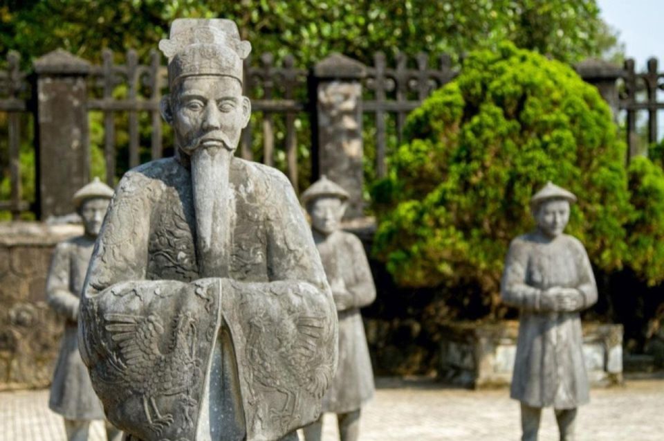 Chan May Port to Hue Imperial City By Private Tour - Key Points