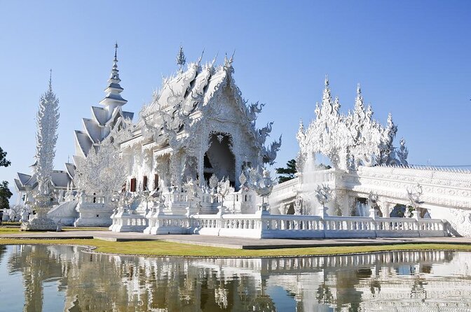 Chiang Mai-Chiang Rai:WhiteBlackBlue TempleGolden TriangleBoat Trip - Key Points